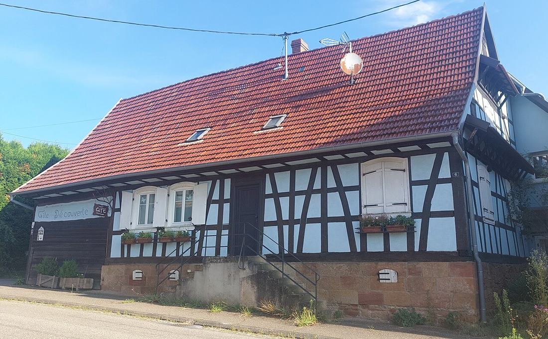 Rue d'un village d'Alsace