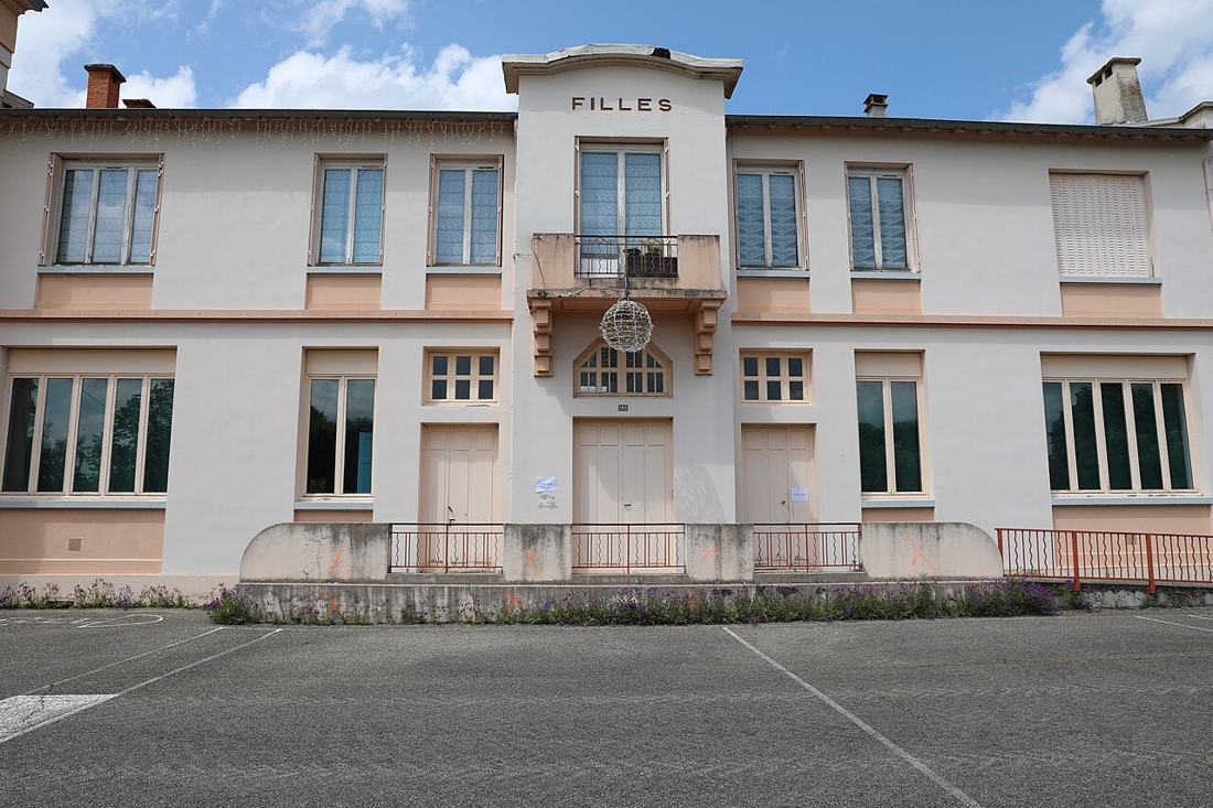 Bâtiment d'une mairie en France
